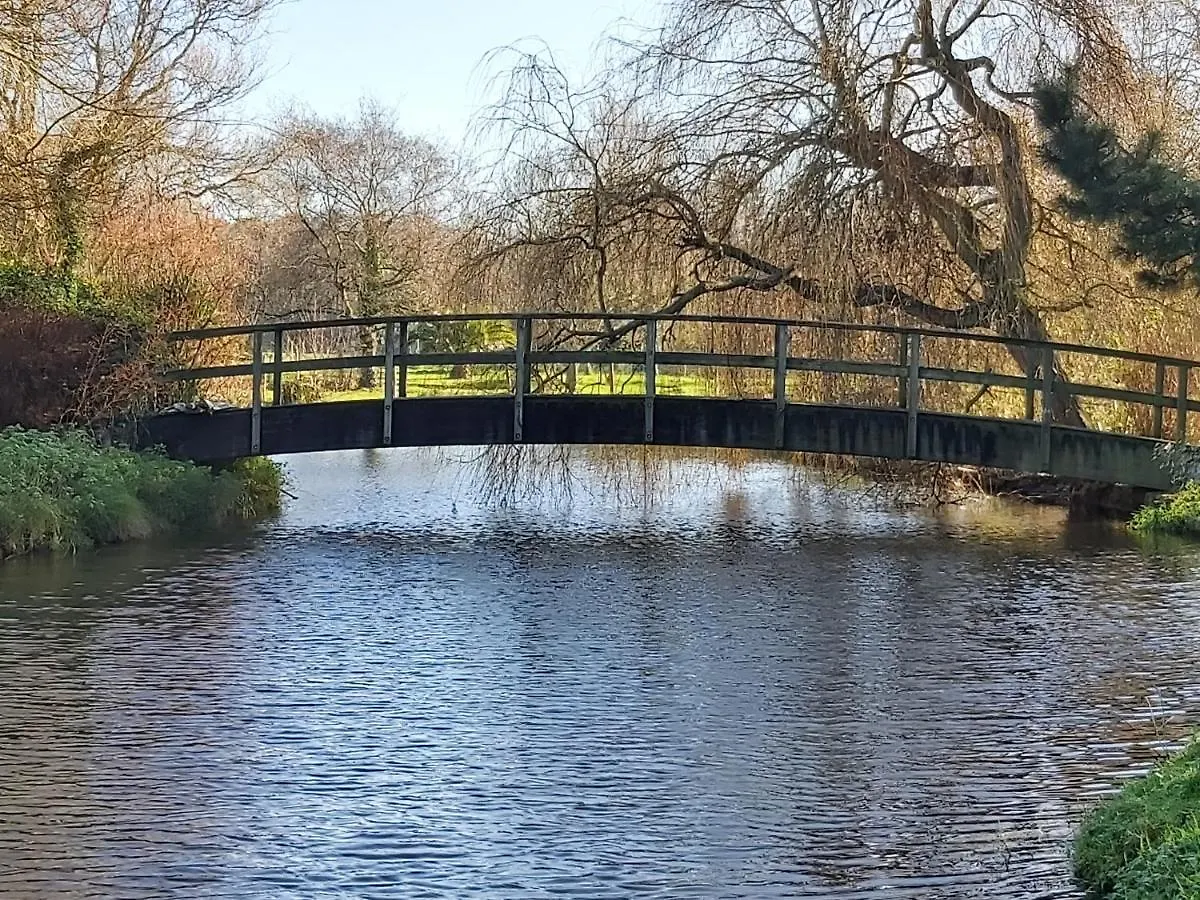 Dom wakacyjny Willa La Ferme De L'Etang Trélévern