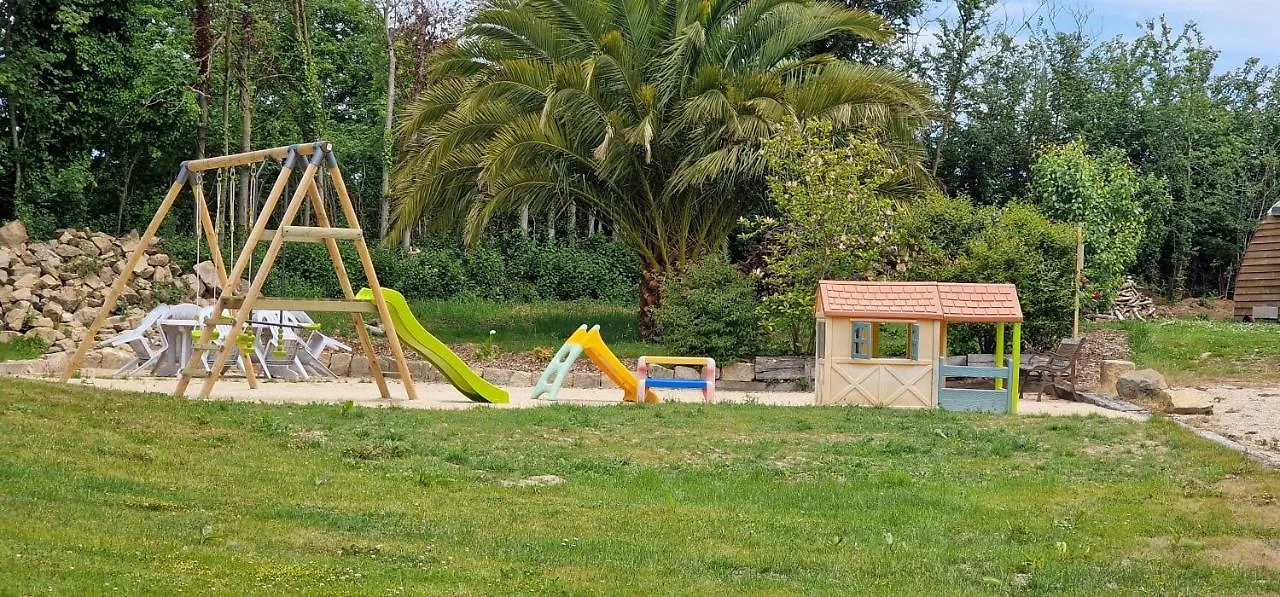 Dom wakacyjny Willa La Ferme De L'Etang Trélévern Francja